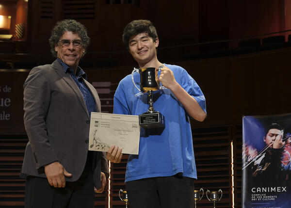 COUPE SOCIÉTÉ DE GUITARE CLAUDE MCKINNON